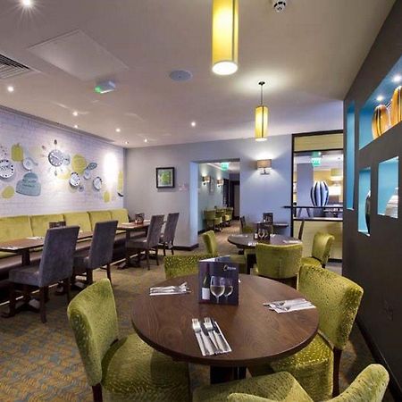 Premier Inn Newcastle City Centre Exterior photo